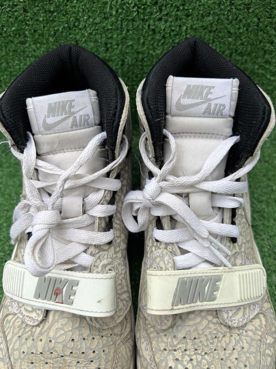 Nike Air Jordan Legacy 312 Flip Platinum Elephant Print AV3922-100