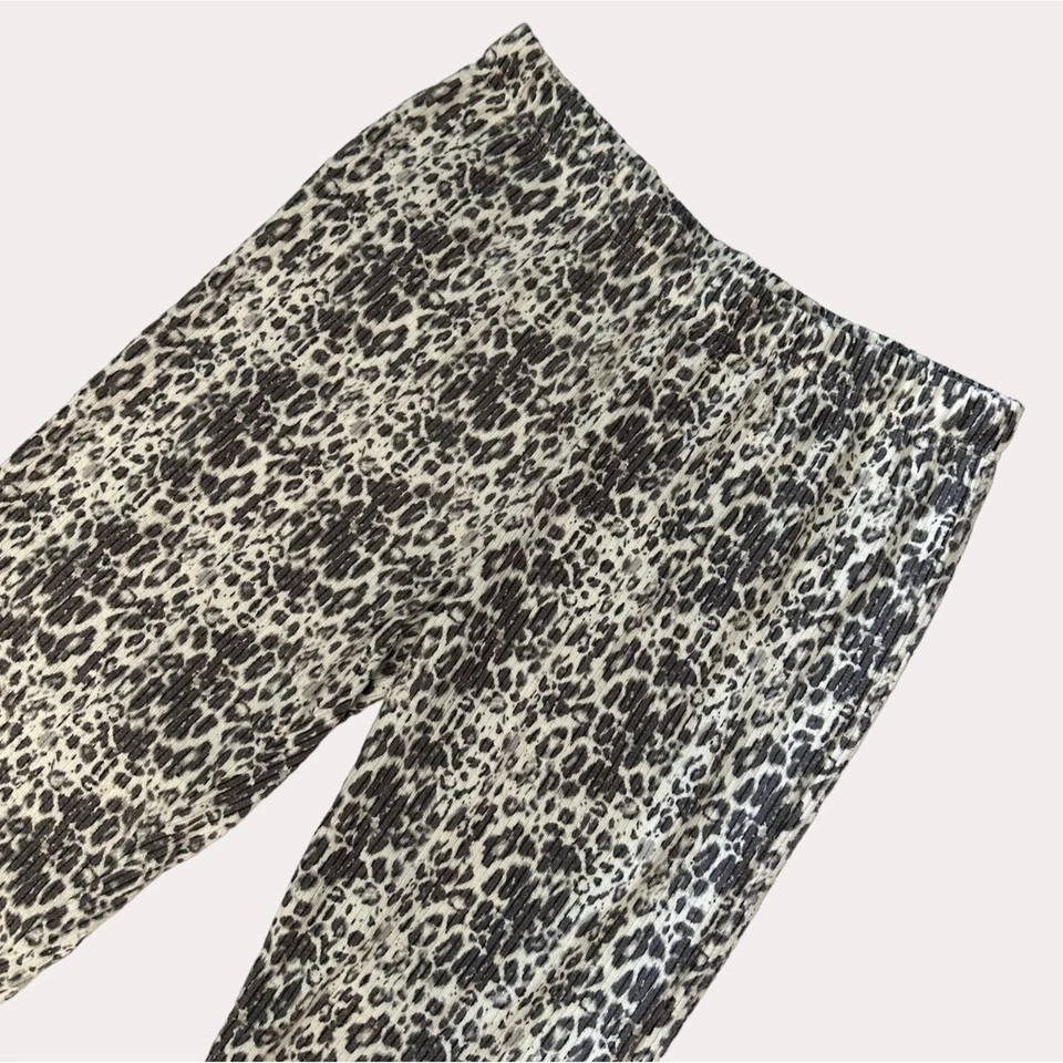Pijama Isaac Mizrahi Lounge Pantalones Estampado Animal Acanalado Tejido M Foto 2 de 4