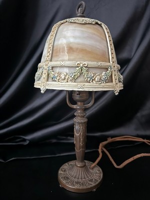  Beautiful Antique Edward Miller Slag Glass Boudoir Lamp, circa 1920s 1930s