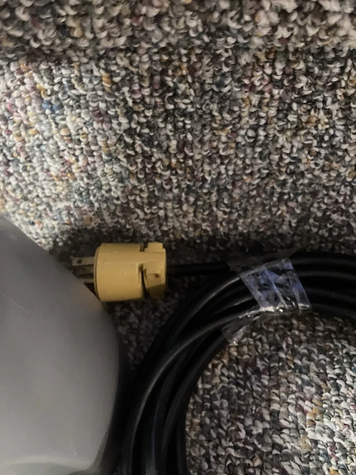 Bestway Flowclear 1,000 Gallons per Hour Above Ground Swimming Pool Filter Pump - Image 4 of 4