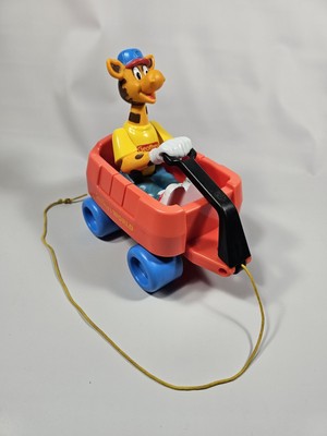 Vintage 1997 Geoffrey's World Giraffe Toys R Us Red Wagon Pull Toy