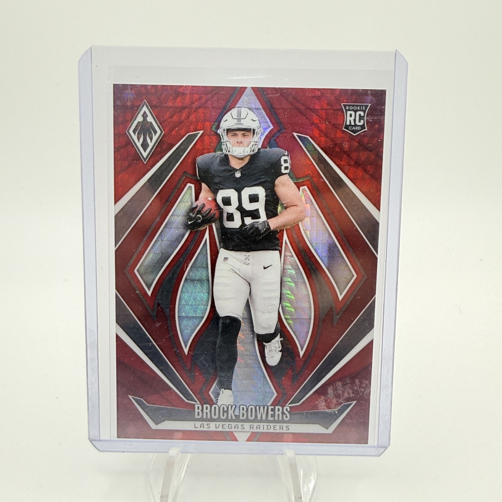 2024 Panini Phoenix- Brock Bowers #165 Red Hyper 080/140 Las Vegas Raiders (RC)