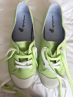 Moshulu Hemmick Sharp Apple Pumps Size 7/41 Brand New
