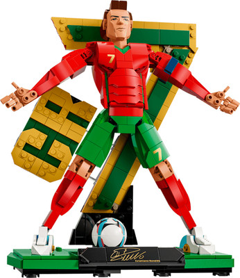 LEGO Editions Cristiano Ronaldo Soccer Legend 43016 Building Set 854 Pieces