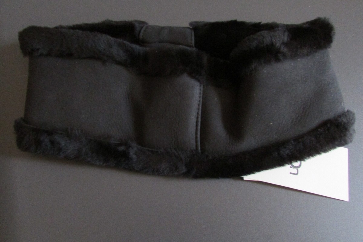 UGG Bow Headband Shearling Sheepskin Black New | eBay display picture 1