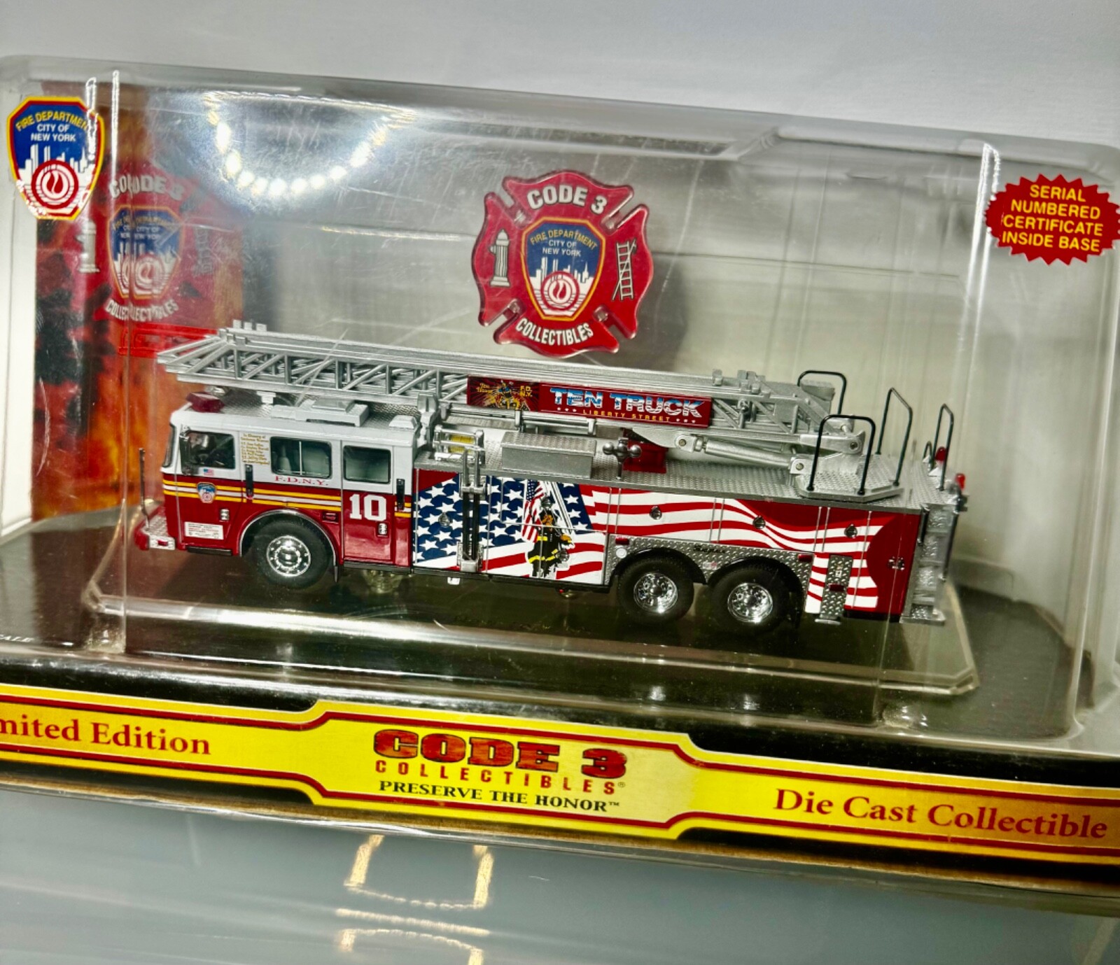 CODE3 1/64 FIRE ENGINE CITY OF NEW YORK / 消防車 コード3