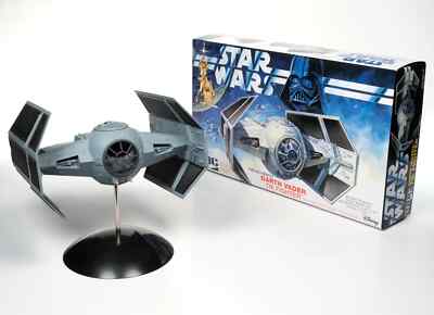 MPC Star Wars: A New Hope Darth Vader Tie Fighter 1:32 Scale Model