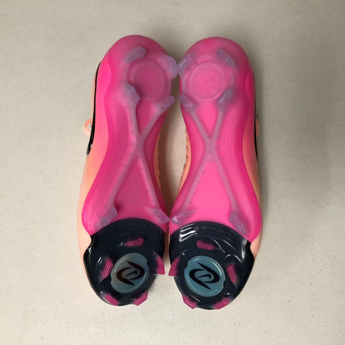 Nike Phantom GX II Elite FG Crimson Tint Black Pink FJ2559 