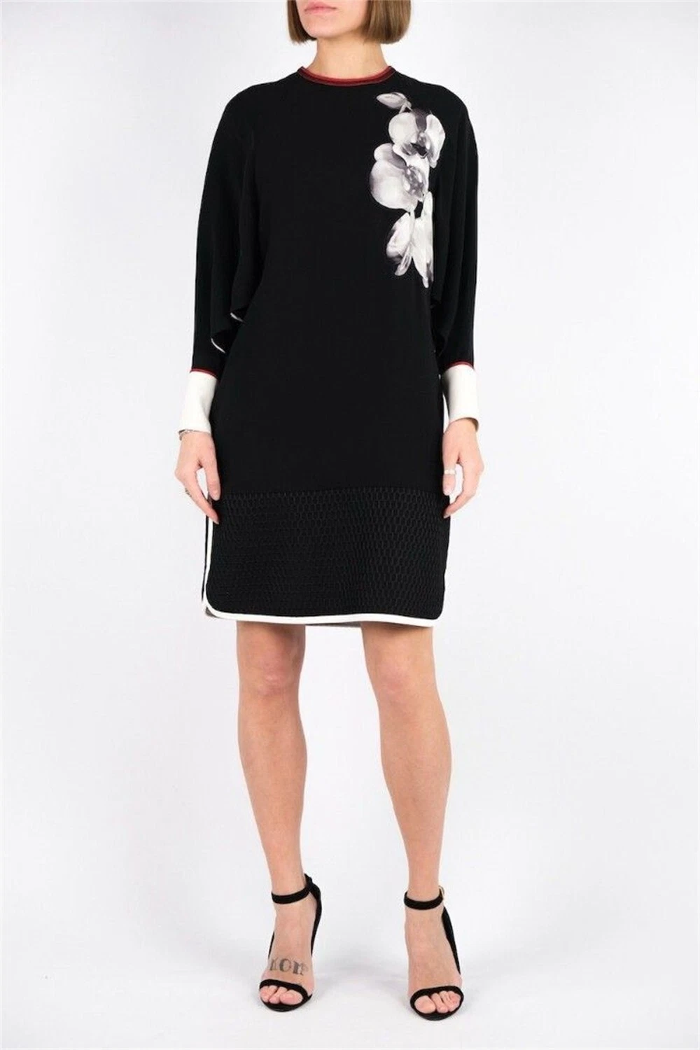 Abito da donna Fendi nero con stampa fiori di seta taglia 40