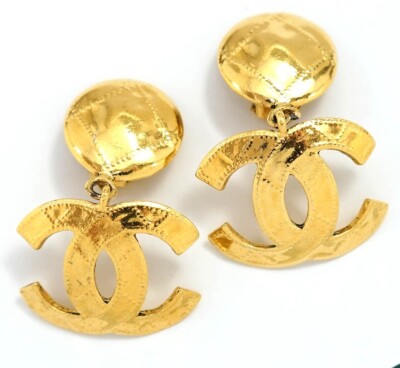 CHANEL Large CC Logos Vintage Dangle Earrings Gold Tone 94P