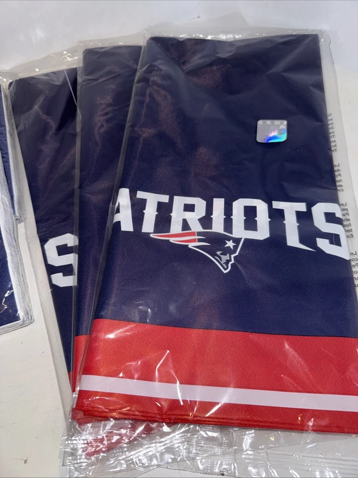 New England Patriots NFL Football Party Supplies Plates Napkins Table Cloths - Image 2 of 4