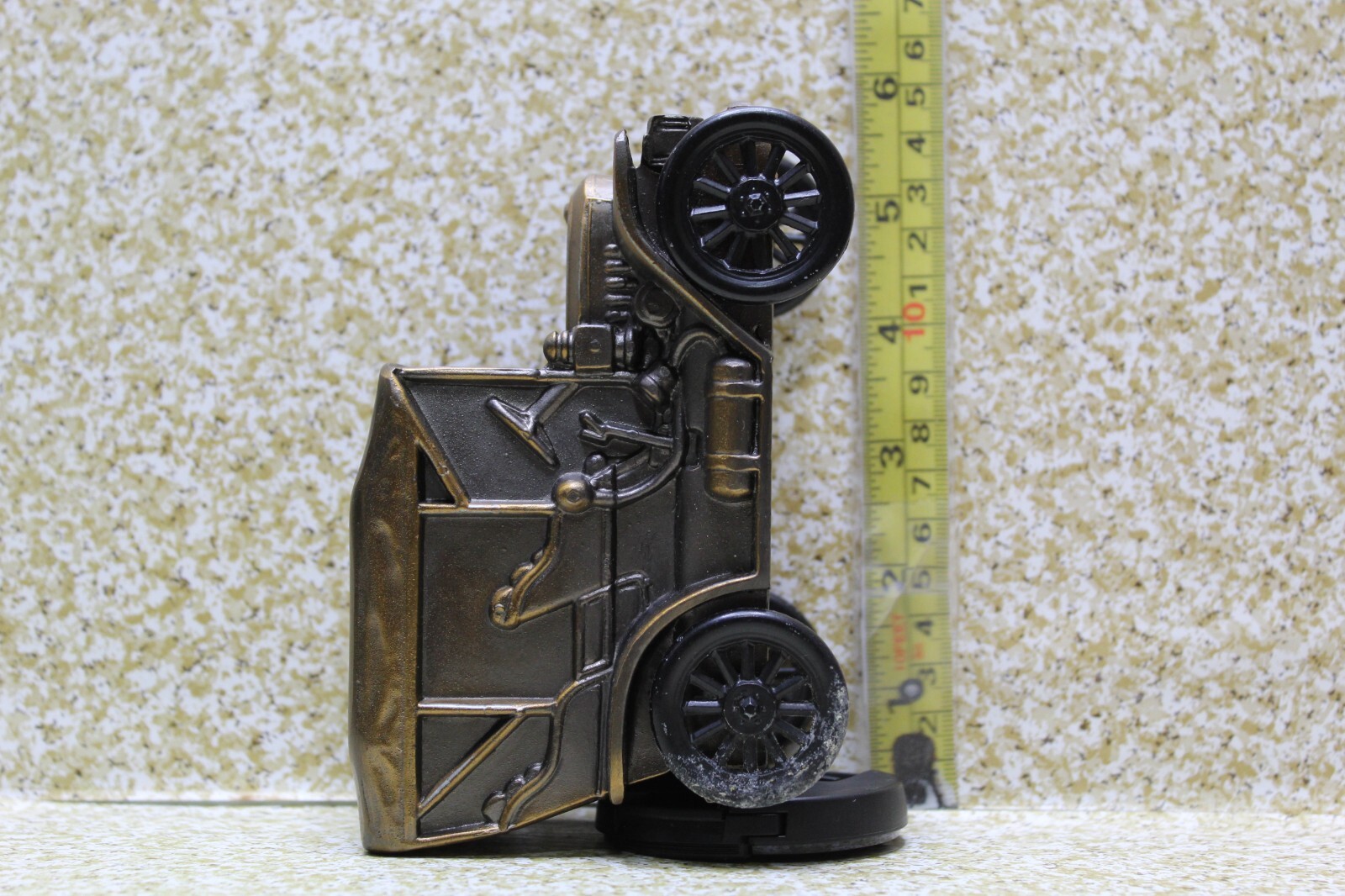 Picture 4 of 8