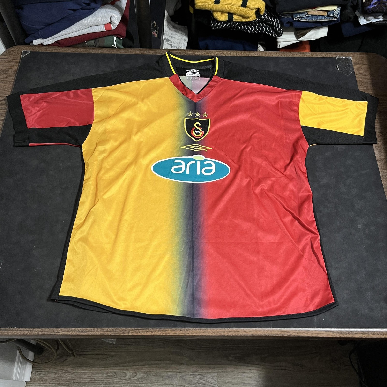 Vintage Galatasaray Jersey Mens XL Yellow Red Soccer Umbro Aria Kit 2000s