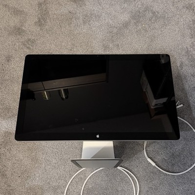 Apple thunderbolt display 27'' A1407 All-in-One i5 with keyboard ￼