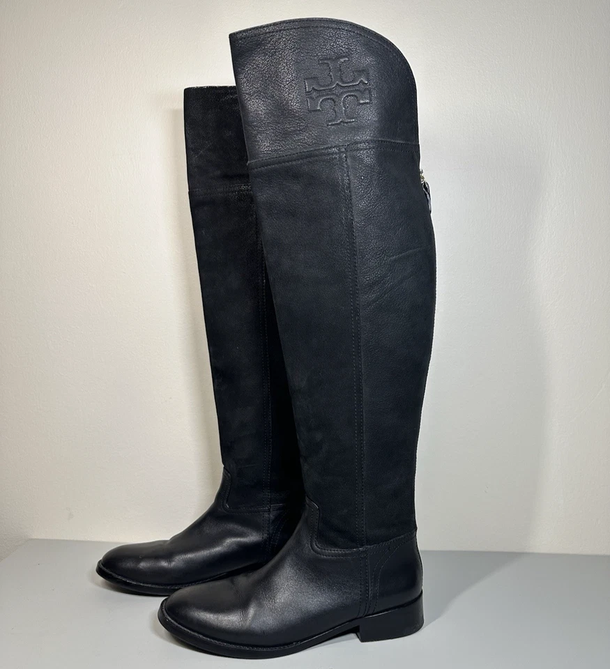 BOTAS DE CUERO NEGRAS POR ENCIMA DE LA RODILLA TORY BURCH SIMONE 9.5 GAMUZA ECUESTRE Foto 4 de 4
