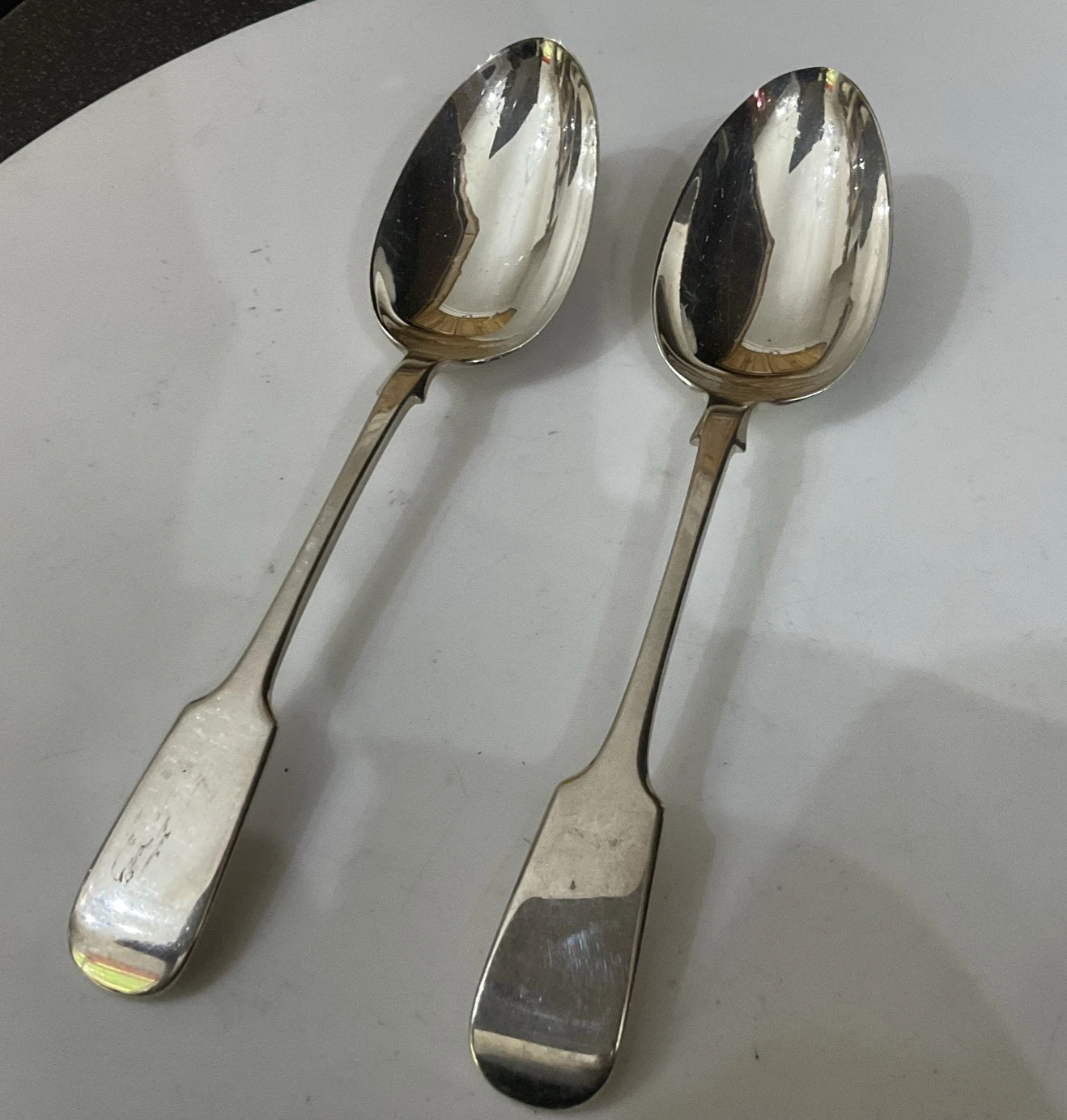 Vintage 2 W.G Silver Plate Sheffield Fiddle 21.5cm Serving Server Spoons Cutlery