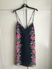 Marks&Spencers Ladies Size 12 Longer Tunic Camisole Style Nightie Top.
