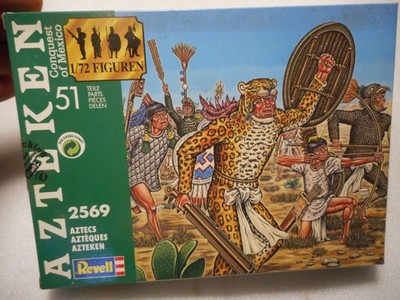 Revell Conquest of Mexico Aztec Warrior Soldiers in Box 1/72 #2569