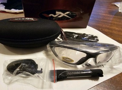 WILEY X Blink WX Z87-2 Metallic Black Sunglasses With Light Adjusting Lenses NEW