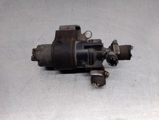 Pompe à eau Mercedes 210