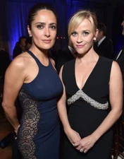 Salma Hayek & Reese Witherspoon in a 8" x 10" Glossy Photo 9394