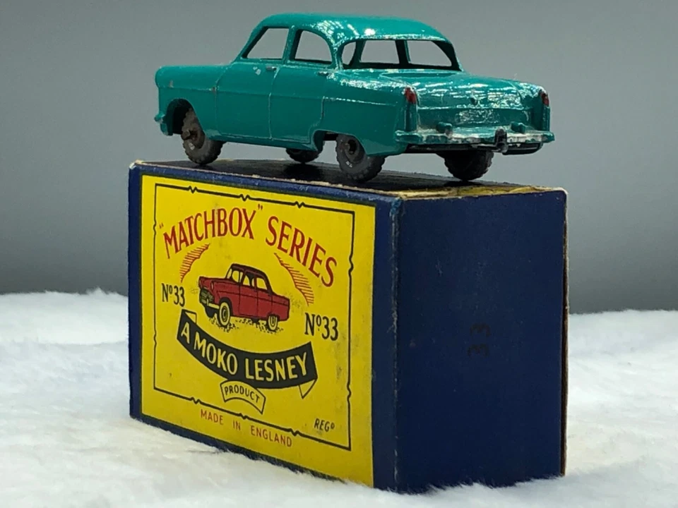 Matchbox Nº33A Ford Zodiac 1957 Como Nuevo, Original en Caja Original Foto 2 de 4