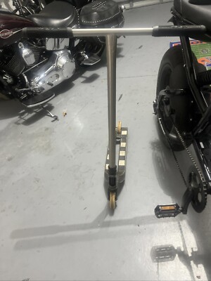 pro trick scooter (fully customized) titanium deck and bars w spare parts 