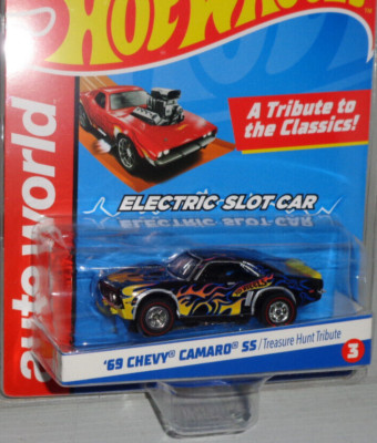 Auto World Auto für (Faller, AMS). 22038230 Chevy  Camaro  SS schwarz mit Flamme