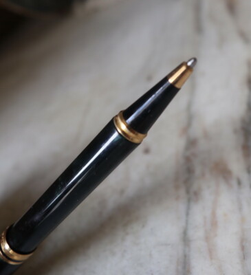 Stylo Roller Waterman Man 200 En Résine Rouge Marbrée - Plume Or 18 Carats - Occasion Prestige