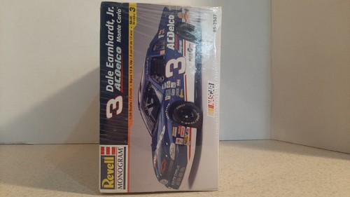 NEW SEALED '98 Dale Earnhardt Jr ACDELCO Monte Carlo 1/24 Model Monogram Revell - Picture 2 of 6
