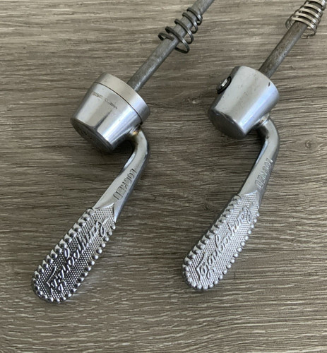 CAMPAGNOLO QUICK RELEASE SKEWER SET 100-130 MM SPACING STEEL