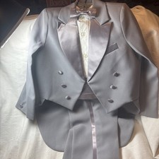 Gray Boys Sz 6 Tux W/ Tails 5 PCs Tails Shirt Pants Bow Tie Cummerbund