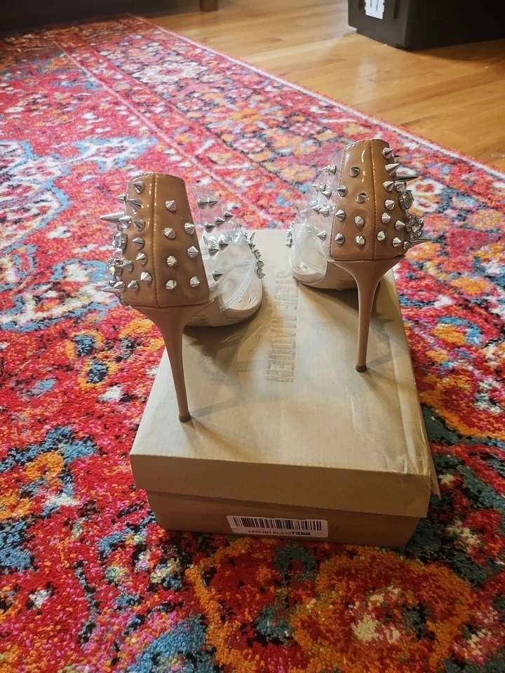 Tacones de aguja transparentes con tachuelas Steve Madden Veronicka - talla 10 Foto 4 de 4