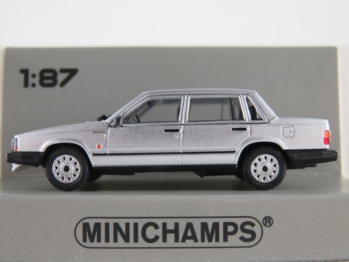 Minichamps 870 171702 Volvo 740 GL Lim. (1986) in silbermet. 1:87/H0 NEU/OVP - Foto 1 di 8