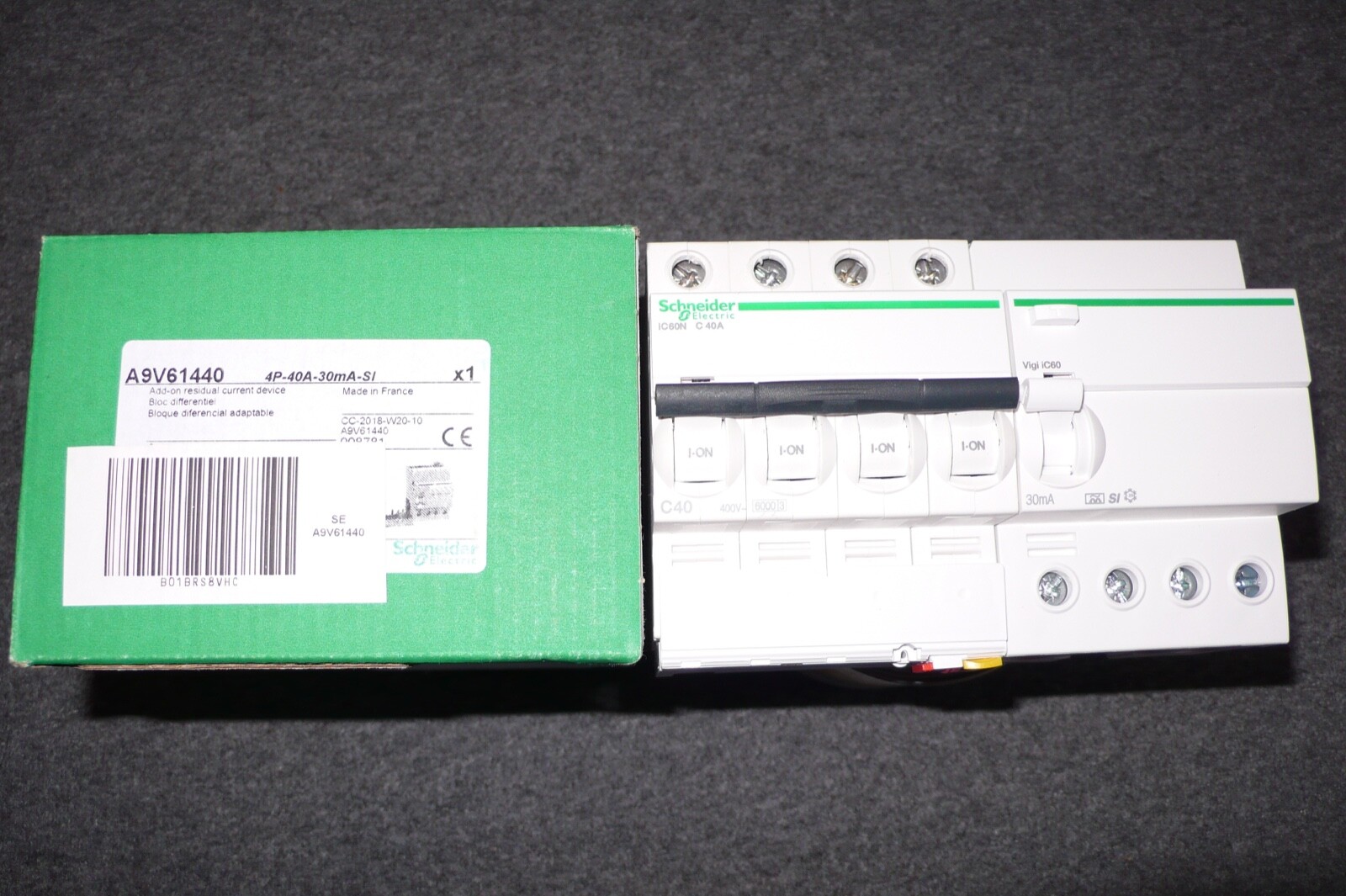 Disjoncteur différentiel Schneider A9F77440 A9V61440 tétrapolaire 40A 30mA SI