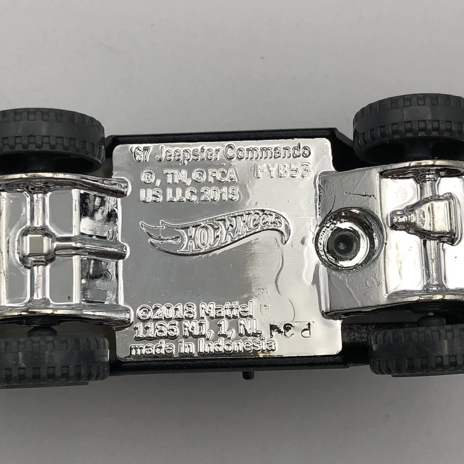 mattel quatro carros usados hot wheels disney pixar 