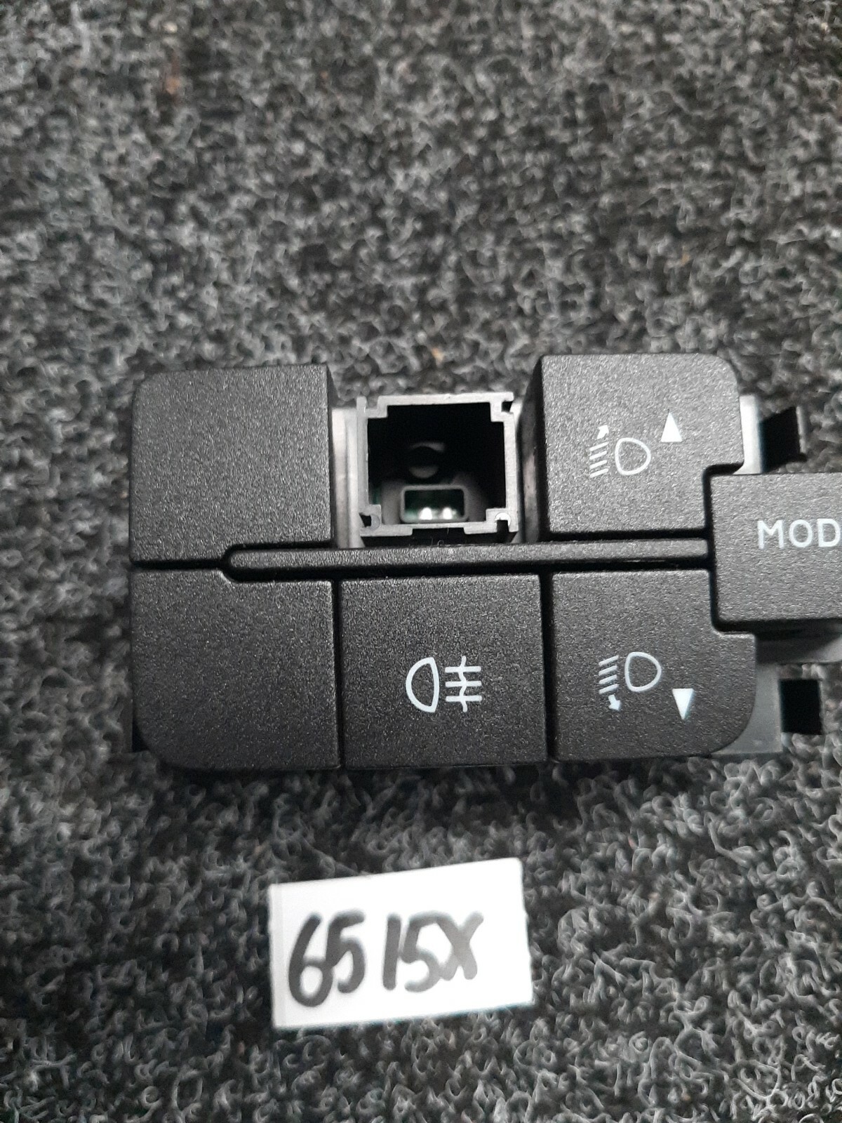 Picture 3 of 5