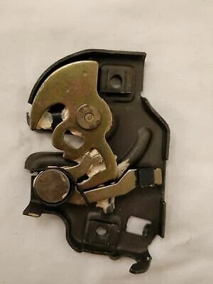 Cierre de capó GM OEM nuevo GM15757371 Foto 2 de 4