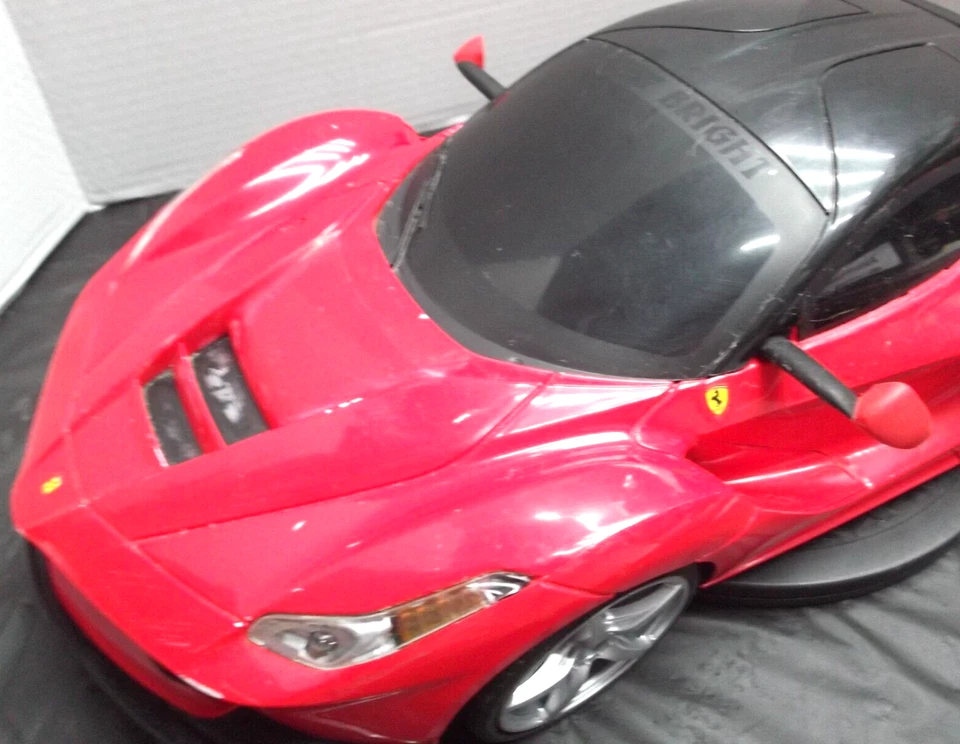 New Bright RC Sportscar Red Ferrari 9.6v No Battery No Remote - Image 4 of 4