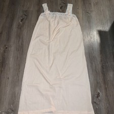 Vintage Women's Henson Kickernick Pink Night Gown Full Length size Medium