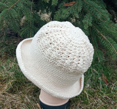 Womens summer beige hat with brim hand crocheted.beret.fashion womens hat.mother