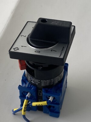 Kraus & Naimer CH10.  Voltmeter Changeover Switch