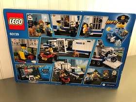 Lego City Police Mobile Command Center #60139 100% Complete SEALED