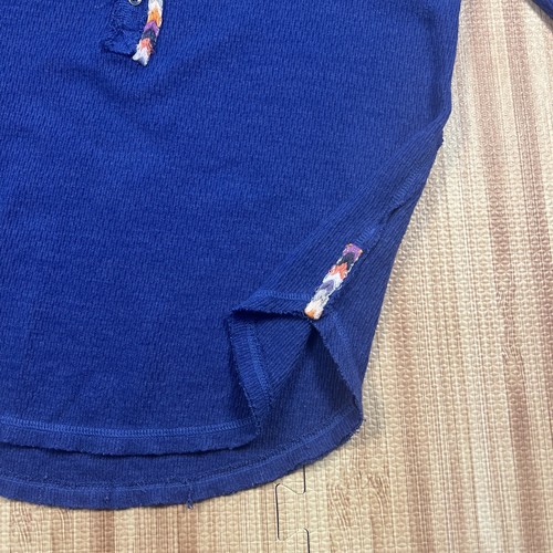 We The Free Free People blau Thermo Regenbogen Trim Langarm Henley Top Medium - Bild 8 von 14