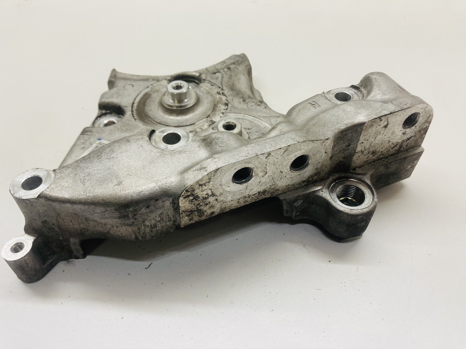 JEEP RENEGATE MOUNT BRACKET AND COVER 1.6 Multijet Diesel EJK  