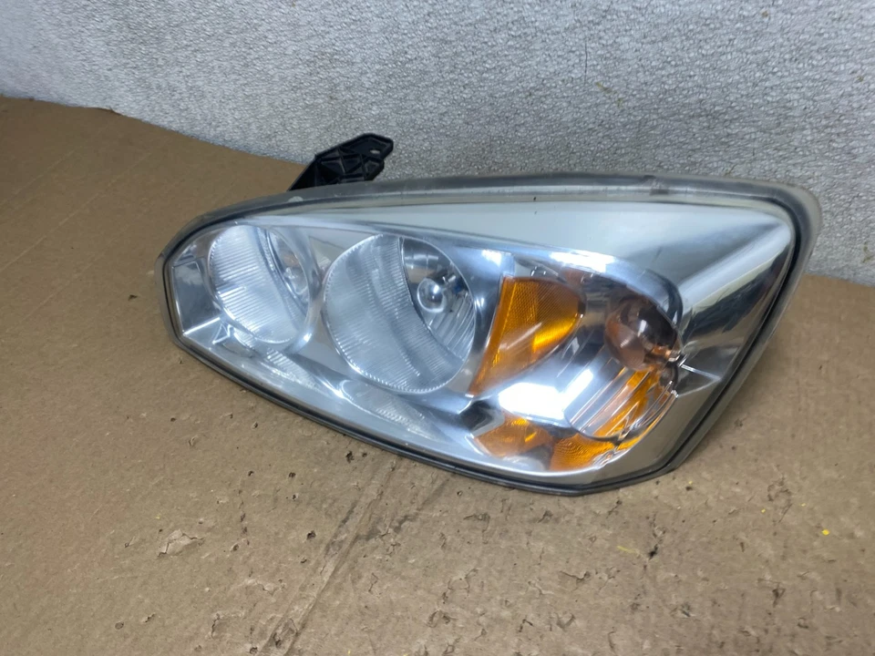 Faro izquierdo conductor Chevrolet Malibu 2004 a 2007 V0064 DW Foto 2 de 4