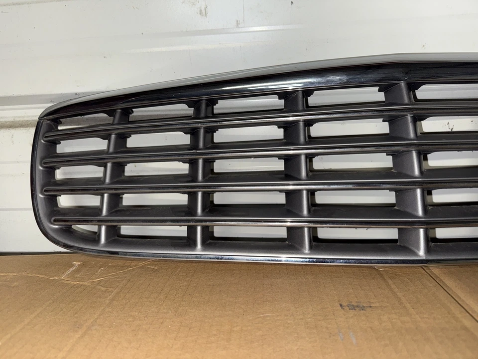 00-05 Cadillac Deville Front Hood Grill Grille & Surround Trim OEM - Image 2 of 4
