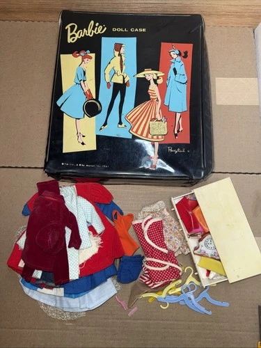 Vintage 1961 Barbie Mattel Ponytail Case With Clothing Accessories READ DESC!