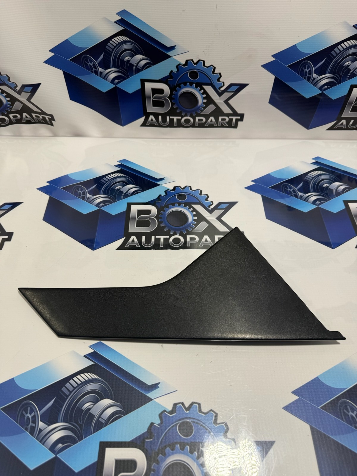 2021-2023 Hyundai Elantra Rear Door Rear Frame Garnish 82281AA000 OEM