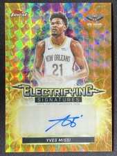 Yves Missi 2025-26 Topps Finest Electrifying Signatures Gold Auto /50 #ESG-YM